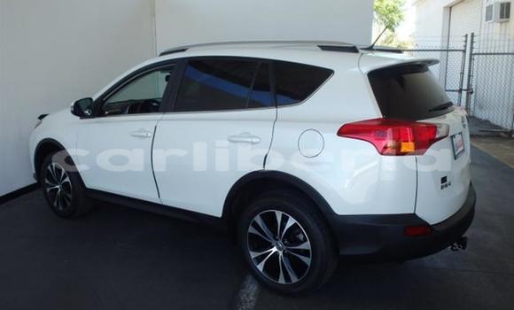 Buy Used Toyota RAV4 White Car in Monrovia in Montserrado County Buy Used Toyota RAV4 White Car in Monrovia in Montserrado County