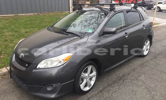 Buy Used Toyota Matrix Beige Car in Monrovia in Montserrado County Buy Used Toyota Matrix Beige Car in Monrovia in Montserrado County