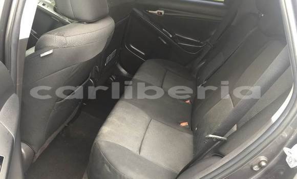 Buy Used Toyota Matrix Beige Car in Monrovia in Montserrado County Buy Used Toyota Matrix Beige Car in Monrovia in Montserrado County