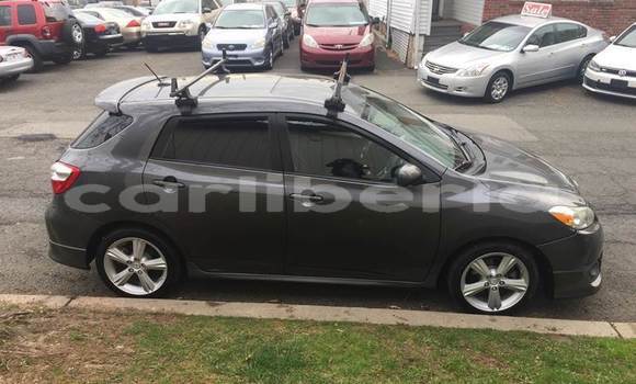 Buy Used Toyota Matrix Beige Car in Monrovia in Montserrado County Buy Used Toyota Matrix Beige Car in Monrovia in Montserrado County