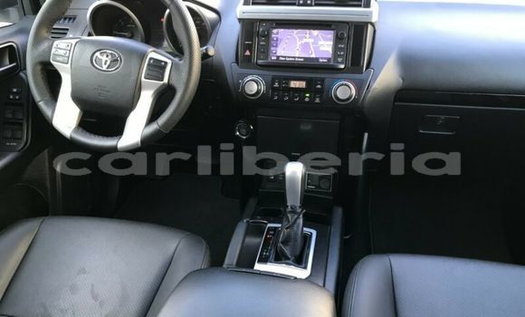 Buy Used Toyota Land Cruiser Prado White Car in Monrovia in Montserrado County Buy Used Toyota Land Cruiser Prado White Car in Monrovia in Montserrado County