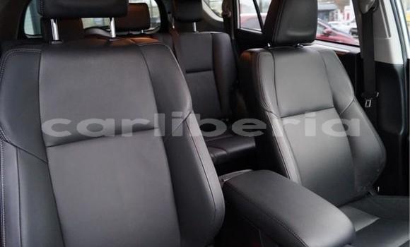 Acheter Occasion Voiture Toyota RAV4 Blanc à Monrovia, Comté de Montserrado Acheter Occasion Voiture Toyota RAV4 Blanc à Monrovia, Comté de Montserrado