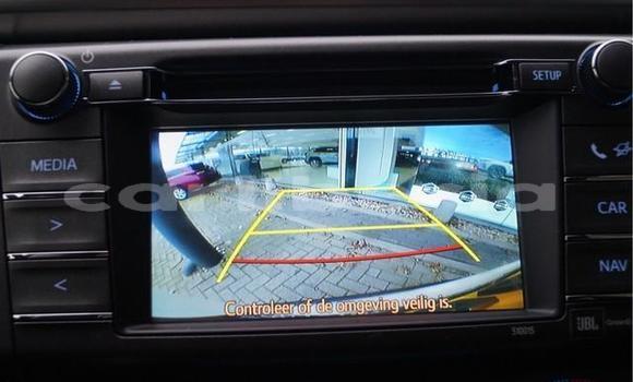 Acheter Occasion Voiture Toyota RAV4 Blanc à Monrovia, Comté de Montserrado Acheter Occasion Voiture Toyota RAV4 Blanc à Monrovia, Comté de Montserrado