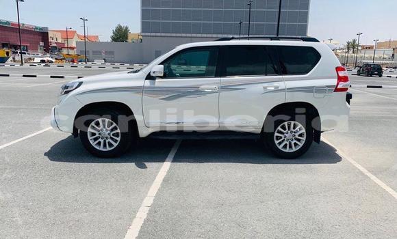 Buy Used Toyota Land Cruiser Prado White Car in Monrovia in Montserrado County Buy Used Toyota Land Cruiser Prado White Car in Monrovia in Montserrado County