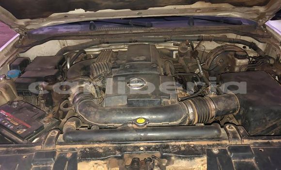 Buy Used Nissan Pathfinder White Car in Monrovia in Montserrado County Buy Used Nissan Pathfinder White Car in Monrovia in Montserrado County