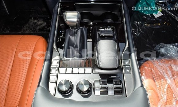 Acheter Import Voiture Lexus LX Blanc à Import - Dubai, Comté de Bomi Acheter Import Voiture Lexus LX Blanc à Import - Dubai, Comté de Bomi