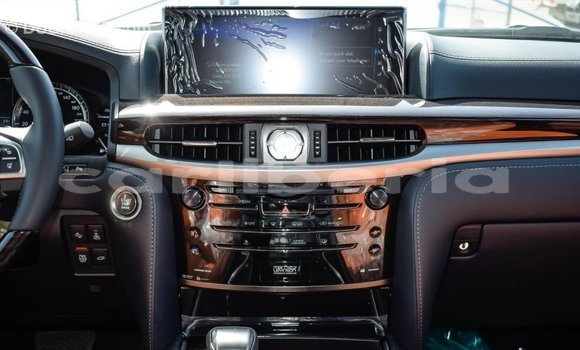 Acheter Import Voiture Lexus LX Blanc à Import - Dubai, Comté de Bomi Acheter Import Voiture Lexus LX Blanc à Import - Dubai, Comté de Bomi