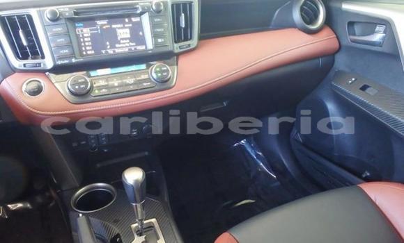 Buy Used Toyota Corolla White Car in Monrovia in Montserrado County Buy Used Toyota Corolla White Car in Monrovia in Montserrado County