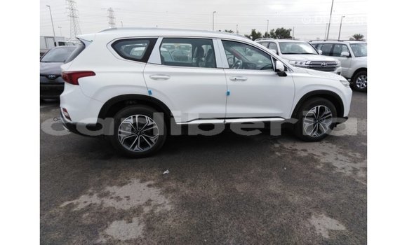 Buy Import Hyundai Santa Fe White Car in Import - Dubai in Bomi County Buy Import Hyundai Santa Fe White Car in Import - Dubai in Bomi County