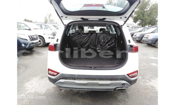 Buy Import Hyundai Santa Fe White Car in Import - Dubai in Bomi County Buy Import Hyundai Santa Fe White Car in Import - Dubai in Bomi County