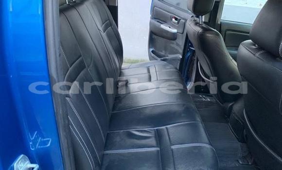 Buy Used Toyota Hilux Blue Car in Monrovia in Montserrado County Buy Used Toyota Hilux Blue Car in Monrovia in Montserrado County