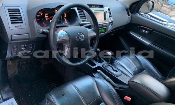 Buy Used Toyota Hilux Blue Car in Monrovia in Montserrado County Buy Used Toyota Hilux Blue Car in Monrovia in Montserrado County