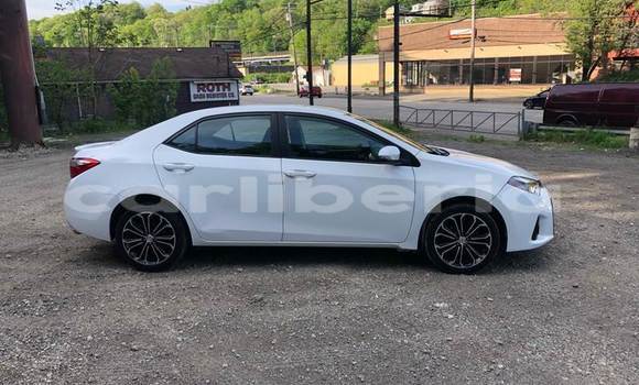 Buy Used Toyota Corolla White Car in Monrovia in Montserrado County Buy Used Toyota Corolla White Car in Monrovia in Montserrado County
