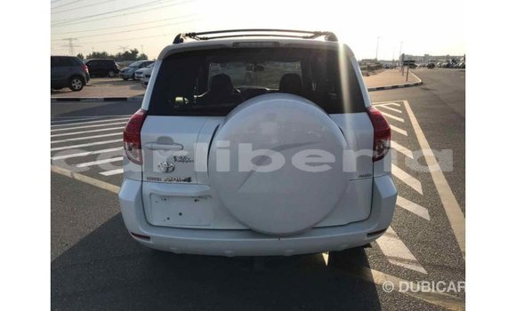 Buy Import Toyota HiAce White Truck in Import - Dubai in Bomi County Buy Import Toyota HiAce White Truck in Import - Dubai in Bomi County