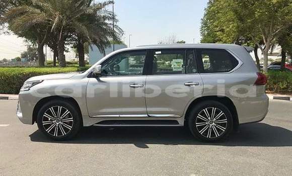 Buy Used Lexus LX 570 Silver Car in Barclayville in Grand Kru County Buy Used Lexus LX 570 Silver Car in Barclayville in Grand Kru County