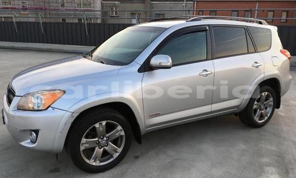 Buy Used Toyota RAV4 Silver Car in Monrovia in Montserrado County Buy Used Toyota RAV4 Silver Car in Monrovia in Montserrado County