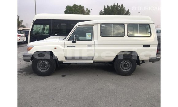 Buy Import Toyota Land Cruiser White Car in Import - Dubai in Bomi County Buy Import Toyota Land Cruiser White Car in Import - Dubai in Bomi County