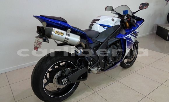 Buy Used Yamaha YZF White Bike in Barclayville in Grand Kru County Buy Used Yamaha YZF White Bike in Barclayville in Grand Kru County