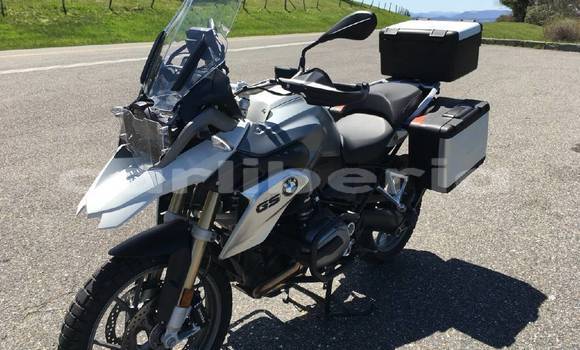 Buy Used BMW GS Black Bike in Barclayville in Grand Kru County Buy Used BMW GS Black Bike in Barclayville in Grand Kru County