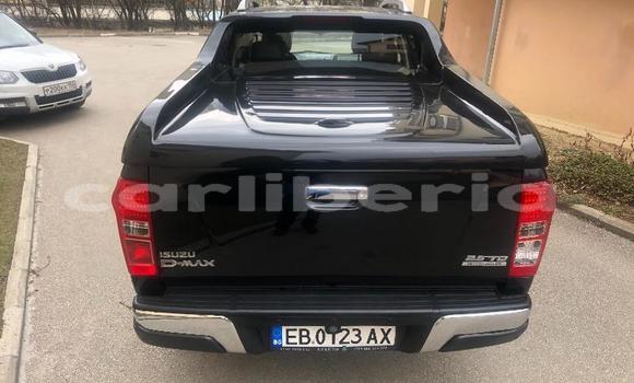 Buy Used Toyota Hilux Black Car in Barclayville in Grand Kru County Buy Used Toyota Hilux Black Car in Barclayville in Grand Kru County