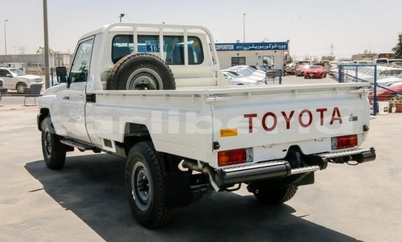 Acheter Neuf Voiture Toyota Land Cruiser Blanc à Import - Dubai, Comté de Bomi Acheter Neuf Voiture Toyota Land Cruiser Blanc à Import - Dubai, Comté de Bomi