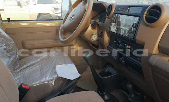 Acheter Neuf Voiture Toyota Land Cruiser Beige à Import - Dubai, Comté de Bomi Acheter Neuf Voiture Toyota Land Cruiser Beige à Import - Dubai, Comté de Bomi