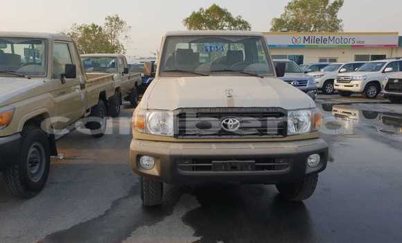 Acheter Neuf Voiture Toyota Land Cruiser Beige à Import - Dubai, Comté de Bomi Acheter Neuf Voiture Toyota Land Cruiser Beige à Import - Dubai, Comté de Bomi