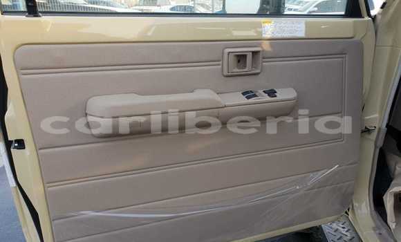 Acheter Neuf Voiture Toyota Land Cruiser Beige à Import - Dubai, Comté de Bomi Acheter Neuf Voiture Toyota Land Cruiser Beige à Import - Dubai, Comté de Bomi