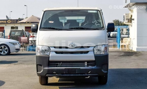 Buy Import Toyota Hiace White Car in Import - Dubai in Bomi County Buy Import Toyota Hiace White Car in Import - Dubai in Bomi County