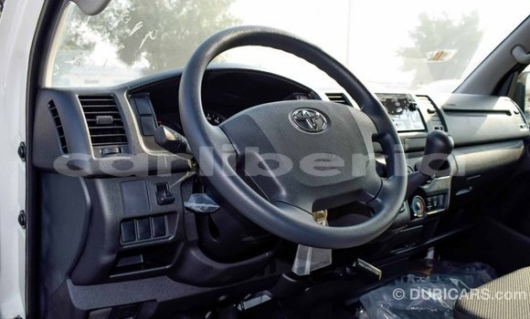 Buy Import Toyota Hiace White Car in Import - Dubai in Bomi County Buy Import Toyota Hiace White Car in Import - Dubai in Bomi County