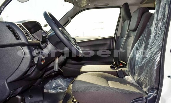Buy Import Toyota Hiace White Car in Import - Dubai in Bomi County Buy Import Toyota Hiace White Car in Import - Dubai in Bomi County