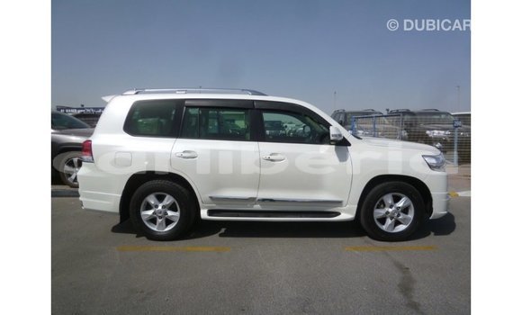 Buy Import Toyota Land Cruiser White Car in Import - Dubai in Bomi County Buy Import Toyota Land Cruiser White Car in Import - Dubai in Bomi County