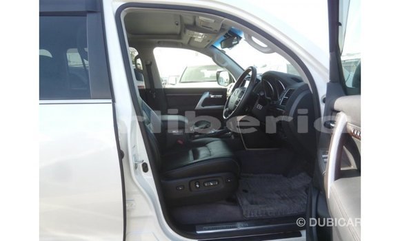 Buy Import Toyota Land Cruiser White Car in Import - Dubai in Bomi County Buy Import Toyota Land Cruiser White Car in Import - Dubai in Bomi County