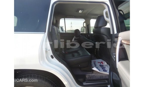 Buy Import Toyota Land Cruiser White Car in Import - Dubai in Bomi County Buy Import Toyota Land Cruiser White Car in Import - Dubai in Bomi County