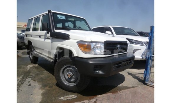 Buy Import Toyota Land Cruiser White Car in Import - Dubai in Bomi County Buy Import Toyota Land Cruiser White Car in Import - Dubai in Bomi County