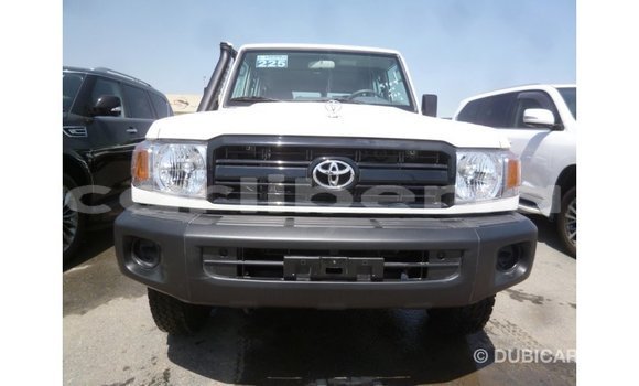Buy Import Toyota Land Cruiser White Car in Import - Dubai in Bomi County Buy Import Toyota Land Cruiser White Car in Import - Dubai in Bomi County