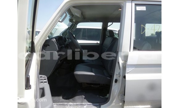 Buy Import Toyota Land Cruiser White Car in Import - Dubai in Bomi County Buy Import Toyota Land Cruiser White Car in Import - Dubai in Bomi County