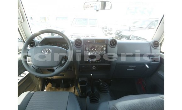 Buy Import Toyota Land Cruiser White Car in Import - Dubai in Bomi County Buy Import Toyota Land Cruiser White Car in Import - Dubai in Bomi County