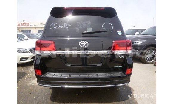 Acheter Import Voiture Toyota Land Cruiser Noir à Import - Dubai, Comté de Bomi Acheter Import Voiture Toyota Land Cruiser Noir à Import - Dubai, Comté de Bomi