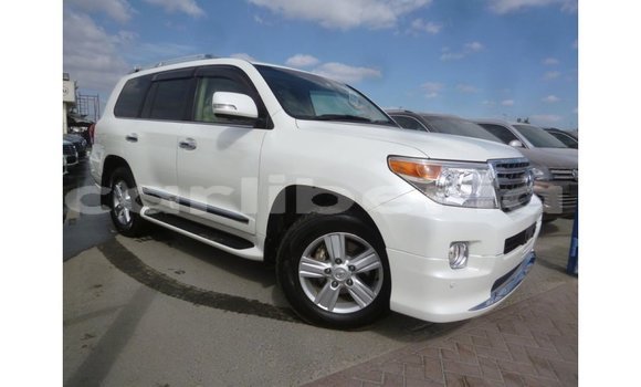 Buy Import Toyota Land Cruiser White Car in Import - Dubai in Bomi County Buy Import Toyota Land Cruiser White Car in Import - Dubai in Bomi County