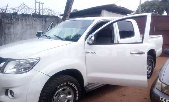 Buy Used Toyota Hilux White Car in Monrovia in Montserrado County Buy Used Toyota Hilux White Car in Monrovia in Montserrado County