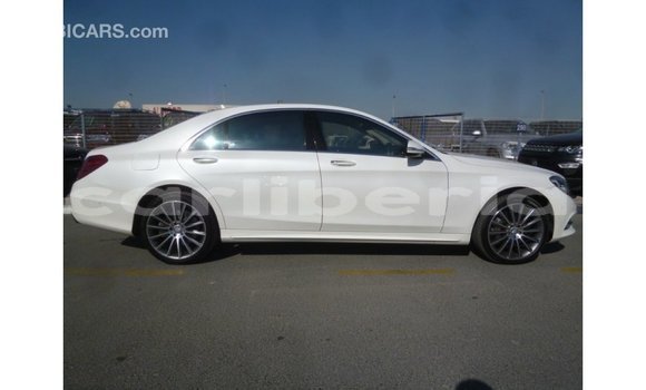 Buy Import Mercedes-Benz 190 White Car in Import - Dubai in Bomi County Buy Import Mercedes-Benz 190 White Car in Import - Dubai in Bomi County