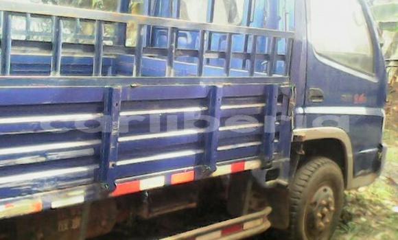Buy Used Hino 300 Series Blue Truck in Monrovia in Montserrado County Buy Used Hino 300 Series Blue Truck in Monrovia in Montserrado County