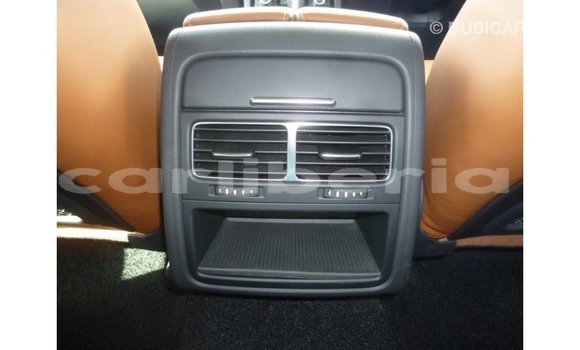 Acheter Import Voiture Volkswagen Touareg Marron à Import - Dubai, Comté de Bomi Acheter Import Voiture Volkswagen Touareg Marron à Import - Dubai, Comté de Bomi