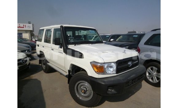 Buy Import Toyota Land Cruiser White Car in Import - Dubai in Bomi County Buy Import Toyota Land Cruiser White Car in Import - Dubai in Bomi County