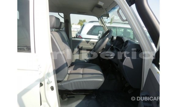 Buy Import Toyota Land Cruiser White Car in Import - Dubai in Bomi County Buy Import Toyota Land Cruiser White Car in Import - Dubai in Bomi County