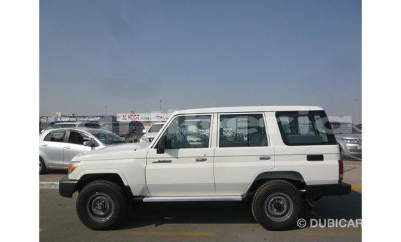 Buy Import Toyota Land Cruiser White Car in Import - Dubai in Bomi County Buy Import Toyota Land Cruiser White Car in Import - Dubai in Bomi County