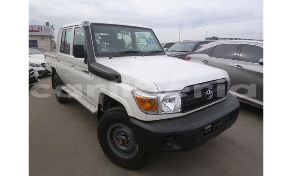 Buy Import Toyota Land Cruiser White Car in Import - Dubai in Bomi County Buy Import Toyota Land Cruiser White Car in Import - Dubai in Bomi County