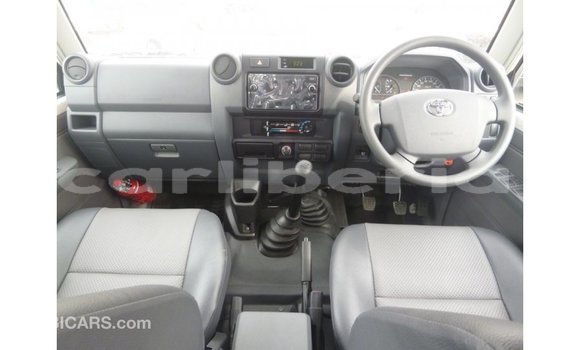 Buy Import Toyota Land Cruiser White Car in Import - Dubai in Bomi County Buy Import Toyota Land Cruiser White Car in Import - Dubai in Bomi County