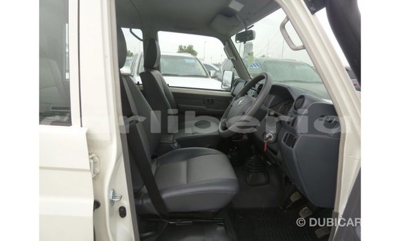 Buy Import Toyota Land Cruiser White Car in Import - Dubai in Bomi County Buy Import Toyota Land Cruiser White Car in Import - Dubai in Bomi County